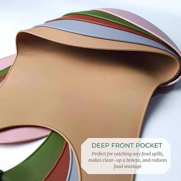 Deep front pocket bib.